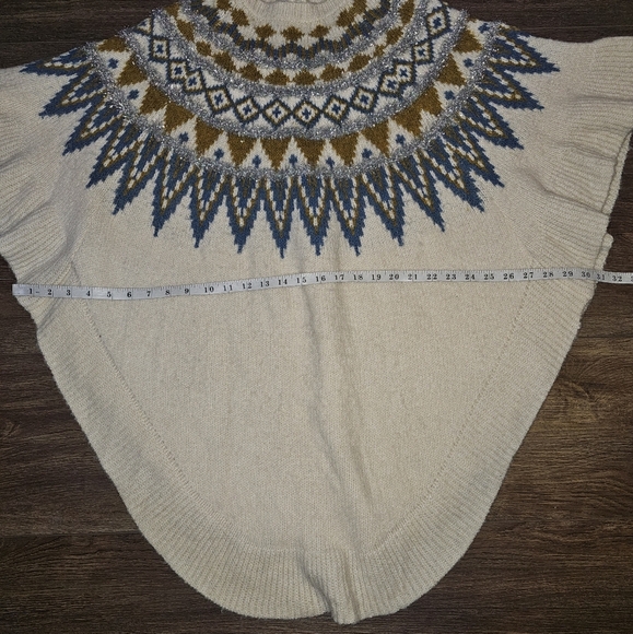 Do Everything In Love Womens Sweater Poncho Aztec Tinsel Infused One Size - Picture 8 of 11